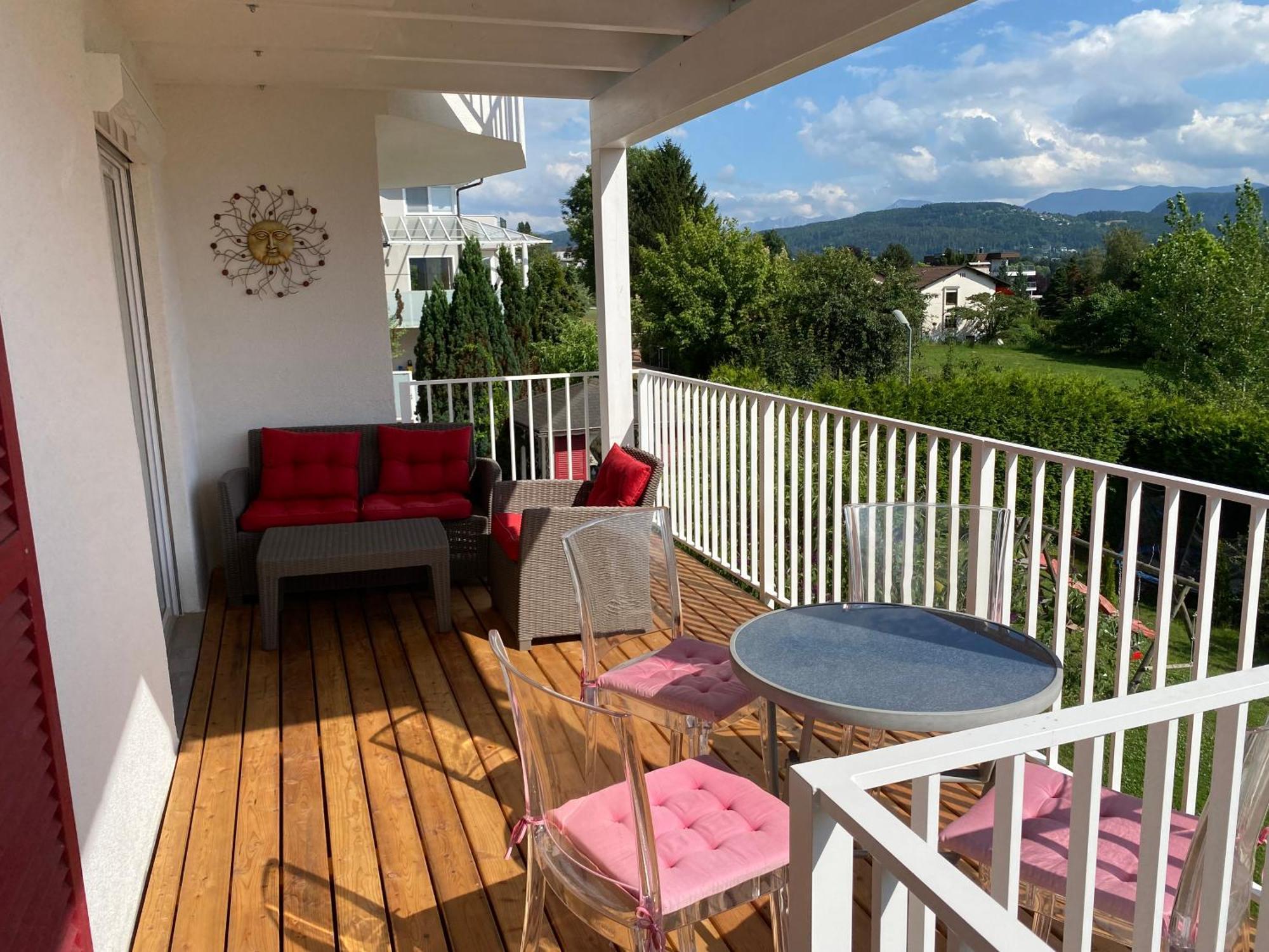 Apartments Let Me In Pörtschach am Wörthersee Buitenkant foto